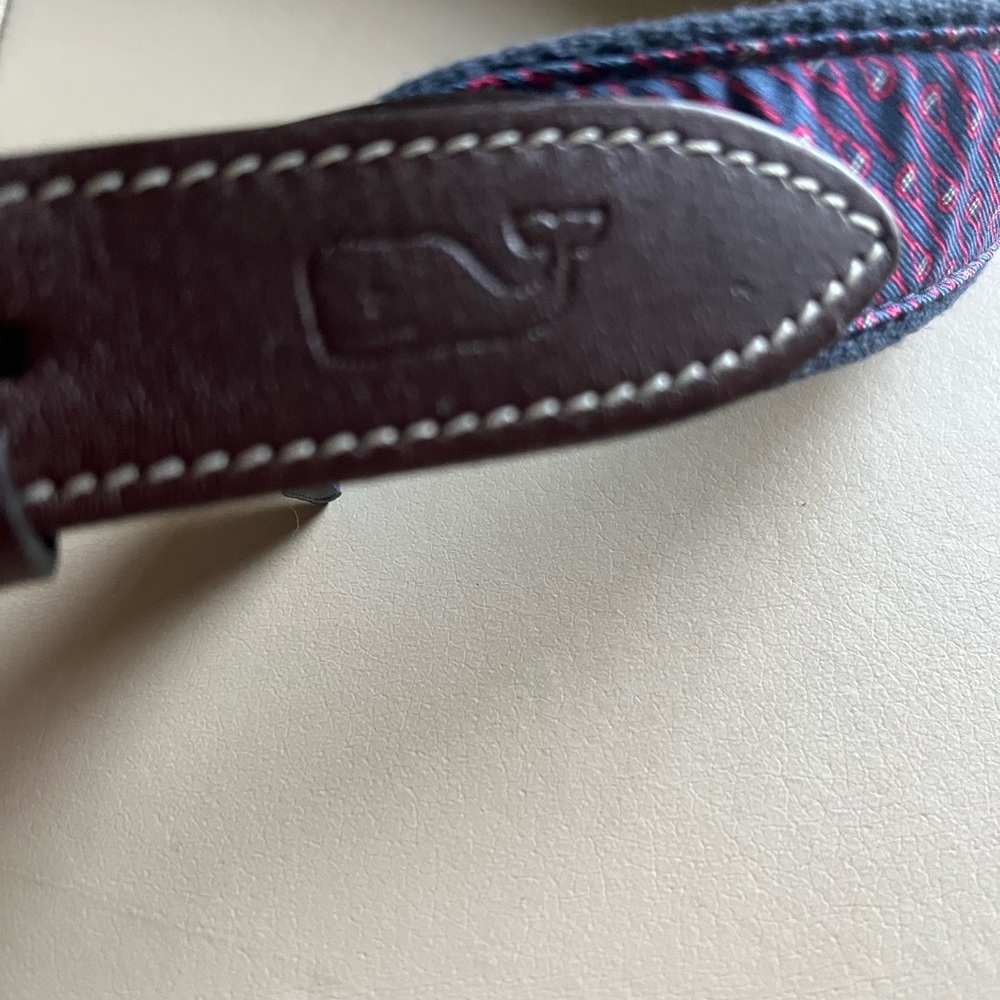 Vineyard vines youth belt size 30.